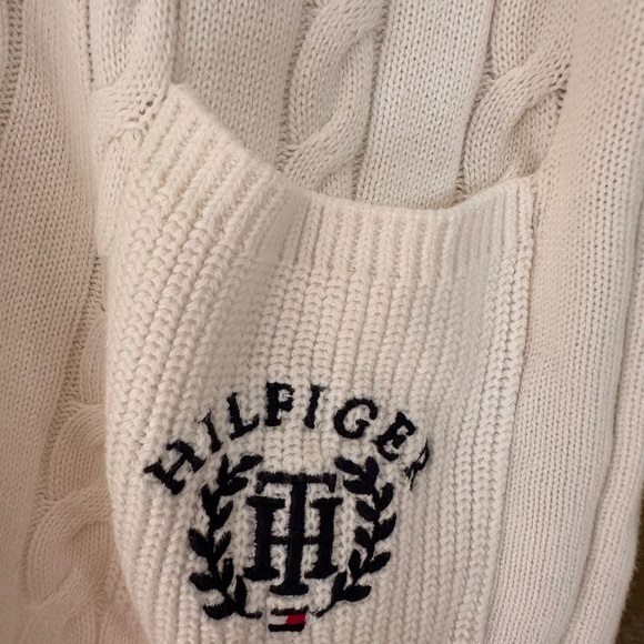 Tommy Hilfiger Women's White Cable Knit Cardigan - Picture 5 of 6